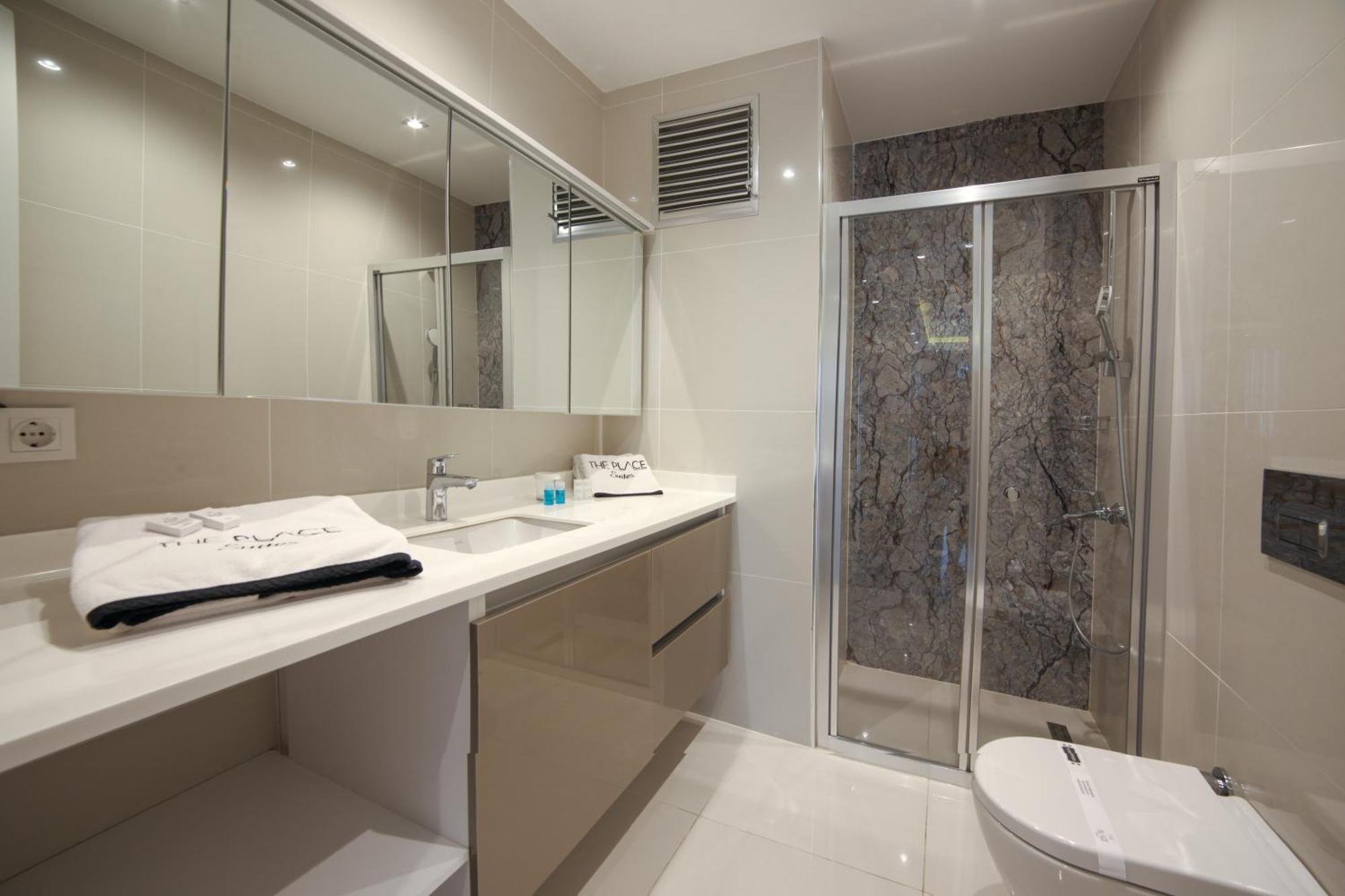 Atasehir The Place Suites Istanbul Exteriör bild